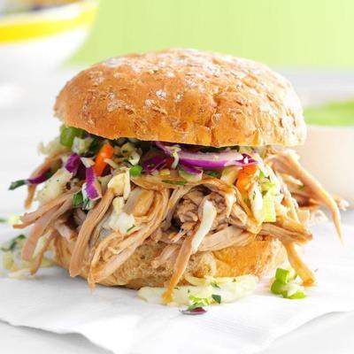 gergelim de porco gergelim desfiado com receita de slaw asiático