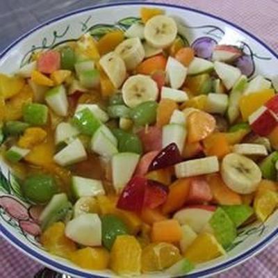 salada de frutas muito fácil