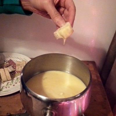 melhor fondue de três tipos de queijo