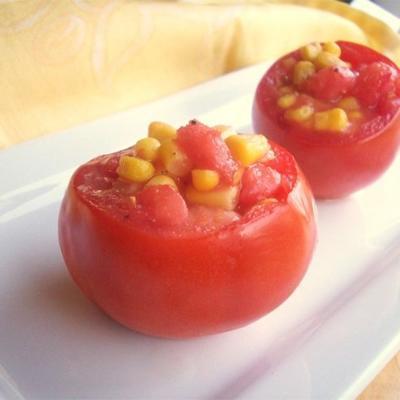 tomates recheados com milho