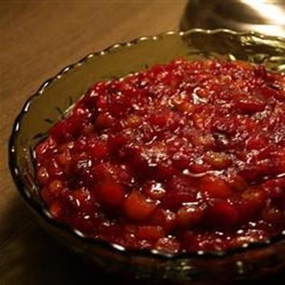 molho de cranberry com damascos, passas e laranja