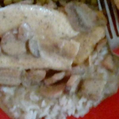 frango e arroz cravado jamaicano
