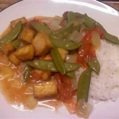 feijão verde refogado com tofu frito