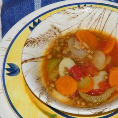 castanha, lentilhas e ensopado de legumes