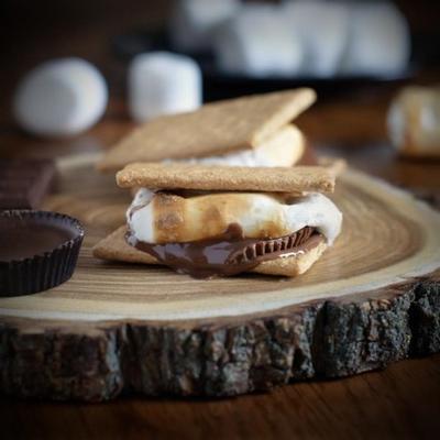 uma amendoim s'more