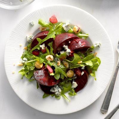 salada de beterraba assada quente