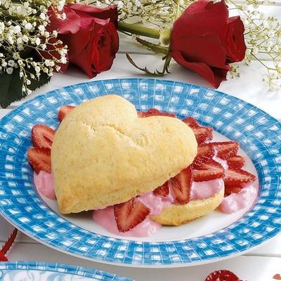 bolo de morango dos namorados