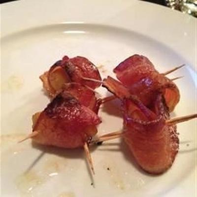 vieiras marinadas envolto em bacon