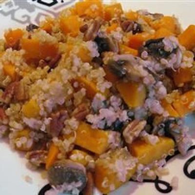 quinoa com batata-doce e cogumelos