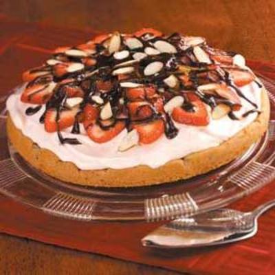 torta de fudge de morango