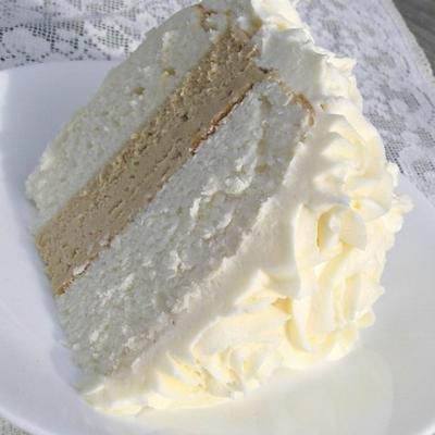 bolo de casamento de amêndoa branca