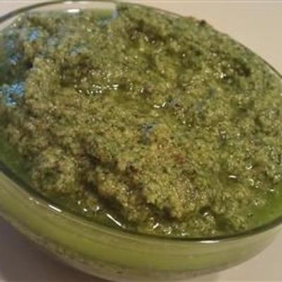 pesto de coentro picante