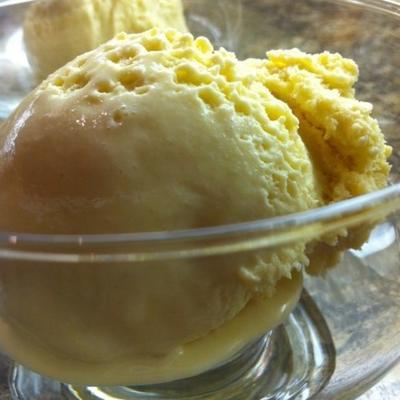 sorvete de capim-limão cremoso