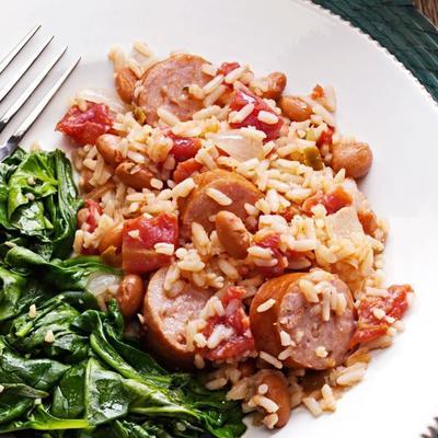 salsicha quente e saudável e feijão
