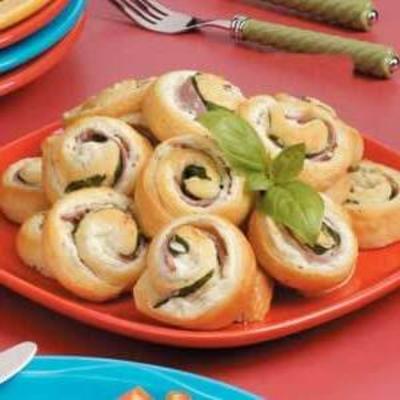 pinwheels de queijo espinafre