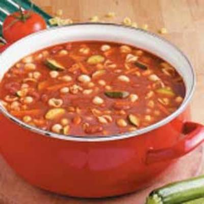 sopa de legumes saudável peru