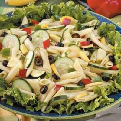salada vegetariana mostaccioli