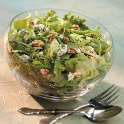 salada de noz e feijão verde