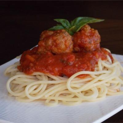 molho de espaguete italiano mais saudável com almôndegas
