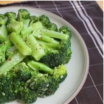 salada fácil de brócolis