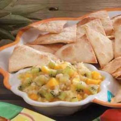 salsa de frutas com chips de gengibre