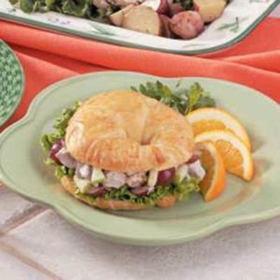 croissants de salada de carne de porco