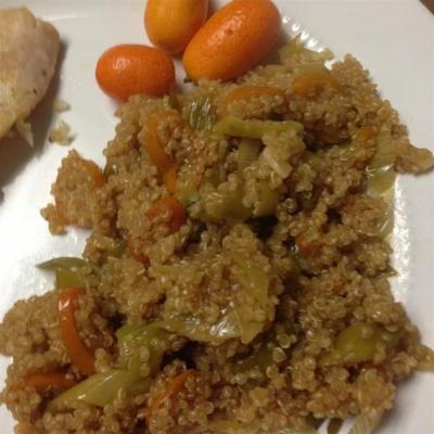 quinoa com kumquats e alho-poró