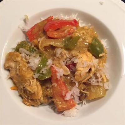 fogão lento frango ao curry de coco