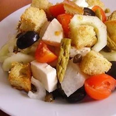 espargos e tomate panzanella