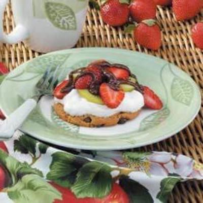 tortas de biscoito de frutas