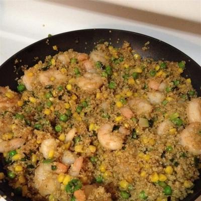 camarão vitoriano frito quinoa