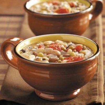 sopa de dezesseis feijões