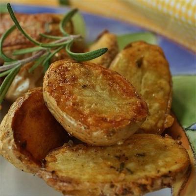 batatas parmesão de alecrim torrado