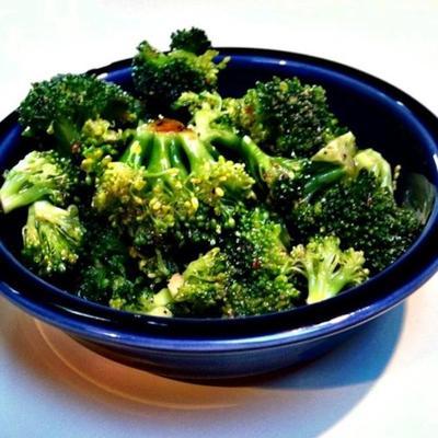 brócolis marinado simples