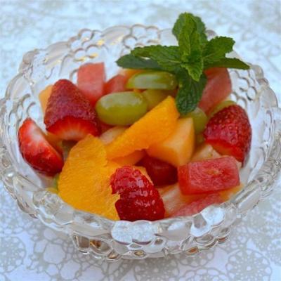 salada de frutas frescas com molho de mel cal