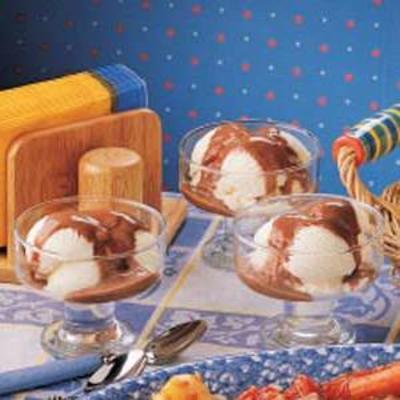 sundaes de pudim de chocolate