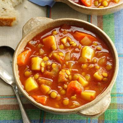 Sopa de lentilha com curry