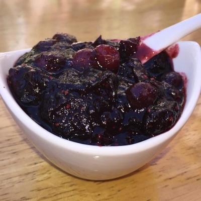 molho de cranberry com vinagre de framboesa