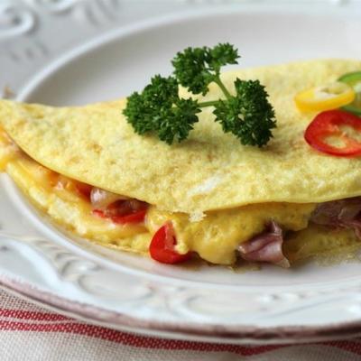 omelete de presunto e cebola