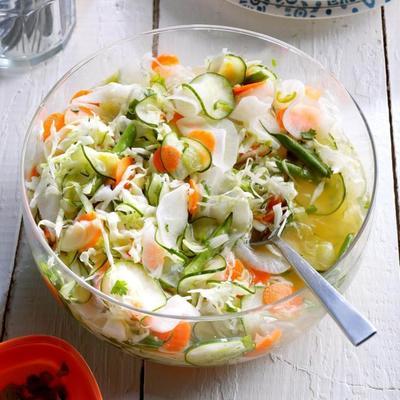 salada de legumes em conserva khmer