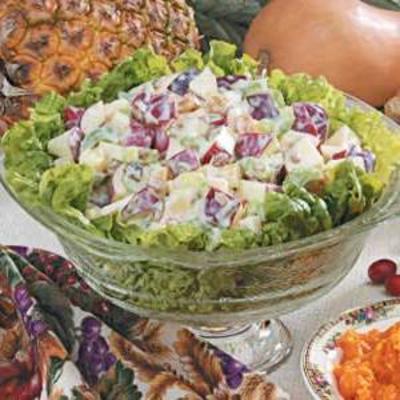 salada de abacaxi waldorf