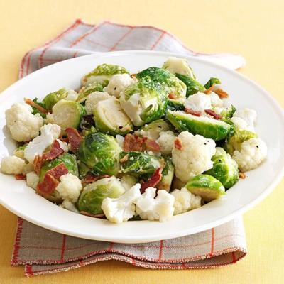 fácil alho-parmesão assado vegetais veggies