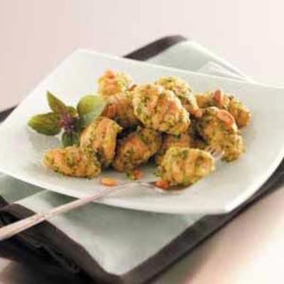 nhoque de tomate com pesto de manjericão
