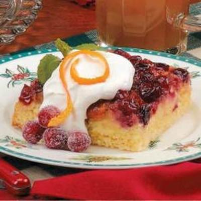 bolo de laranja-cranberry invertido
