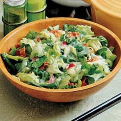 verduras com molho de bacon quente