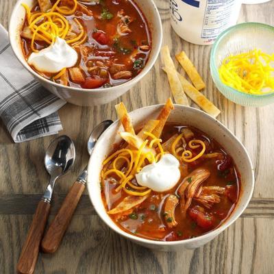 sopa enchilada de frango cozido lentamente