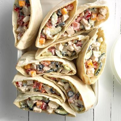 pitas de frango e pepino