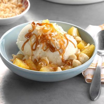sundaes de abacaxi caramelizado