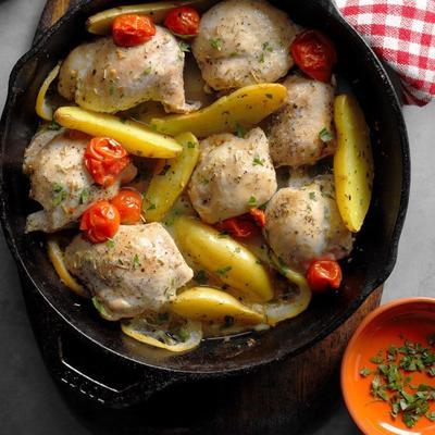 frango assado frigideira limão com batatas