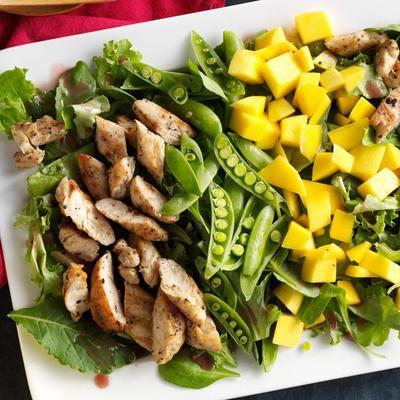 frango de verão e salada de manga